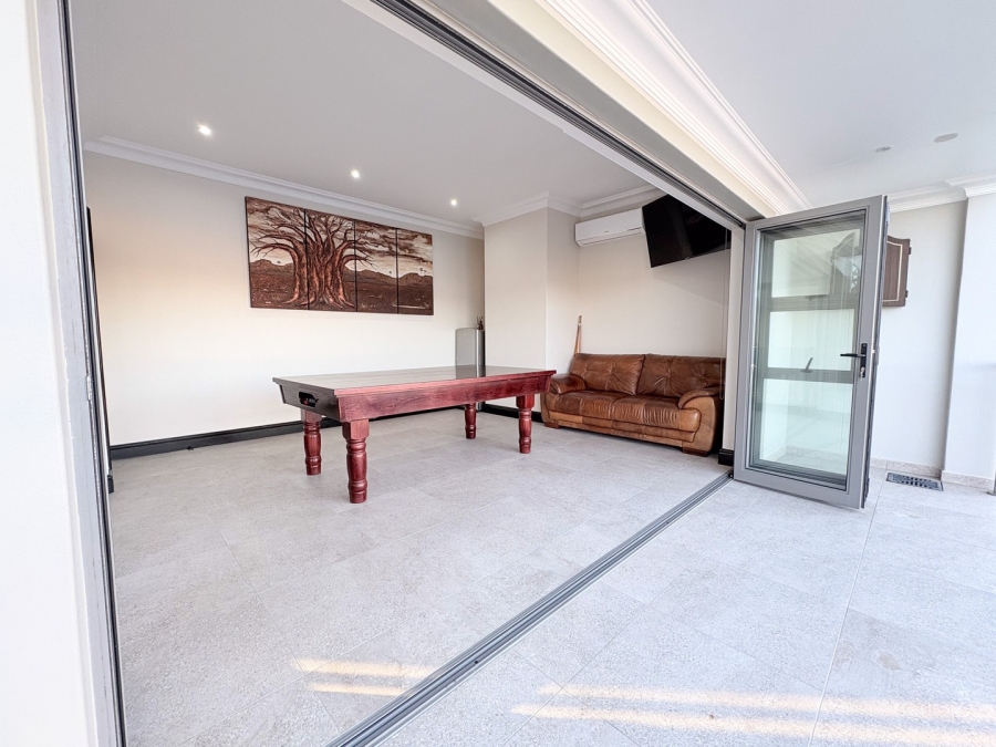 5 Bedroom Property for Sale in Marina Martinique Eastern Cape